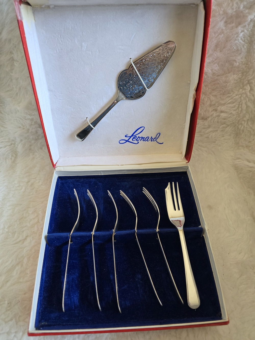 Vintage Leonard Sheffield England Silver Platted Dessert Fork and Server Set